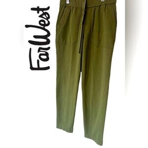 Far West Green Khaki Capris US S